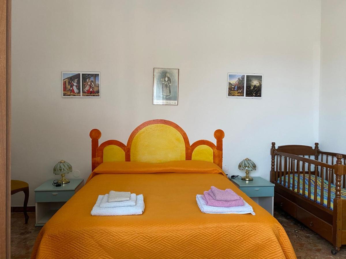 Bed And Breakfast Da Antonio - أورغوسولو المظهر الخارجي الصورة