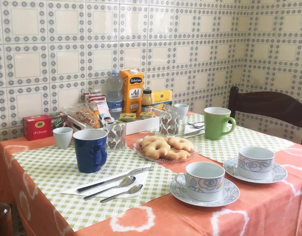 Bed And Breakfast Da Antonio - أورغوسولو المظهر الخارجي الصورة